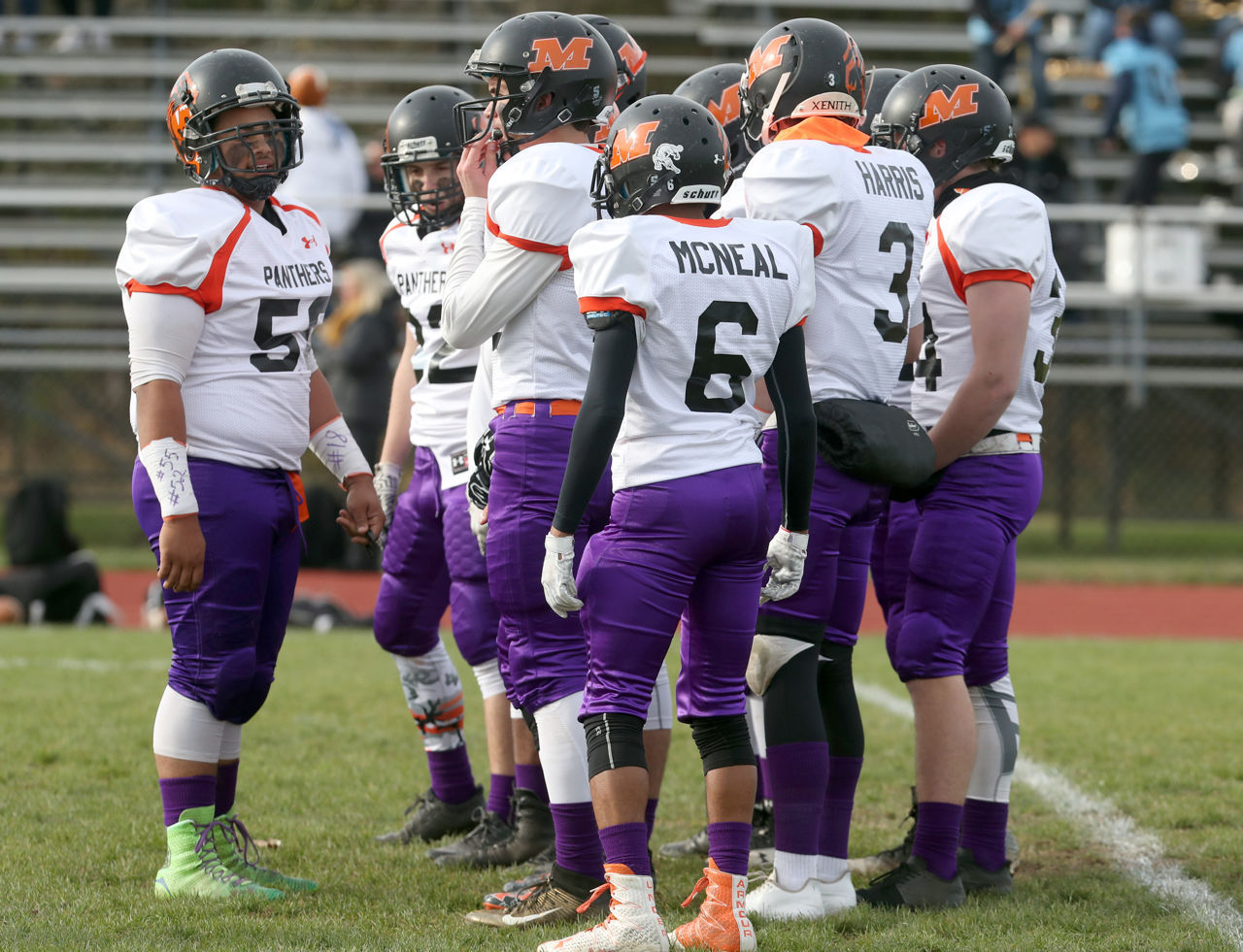 Middle Lower Football Thanksgiving Anchor Bowl